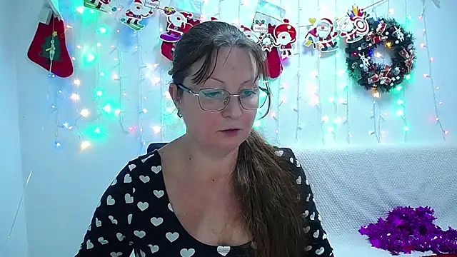 Snapshot of VanessaHotts chatting on 01-11-25, 09:04 VanessaHotts online show from 01-11-25, 09:04