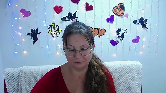 Snapshot of VanessaHotts chatting on 01-30-25, 12:06 VanessaHotts online show from 01-30-25, 12:06