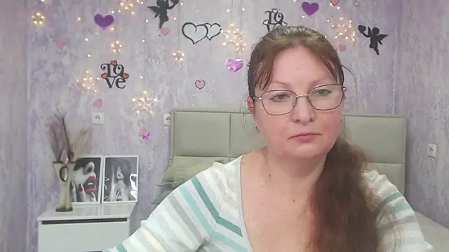 Snapshot of VanessaHotts chatting on 03-05-25, 09:05 VanessaHotts online show from 03-05-25, 09:05