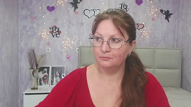 Snapshot of VanessaHotts chatting on 03-05-25, 03:29 VanessaHotts online show from 03-05-25, 03:29
