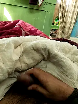 Snapshot of Sanny212 chatting on 02-11-25, 04:44 Sanny212 online show from 02-11-25, 04:44