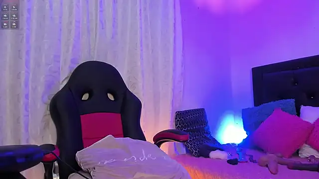 lonely shewolf online show from 03-10-25, 08:12