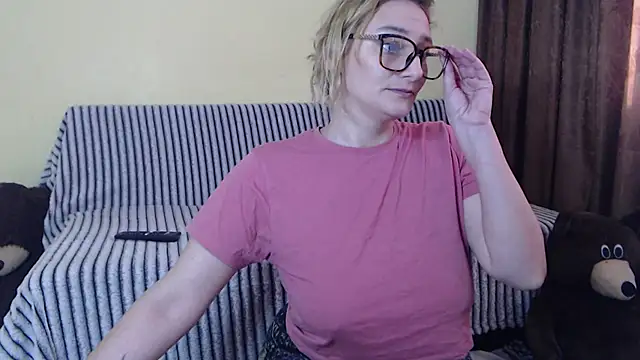 alicesweet21 online show from 03-11-25, 06:53