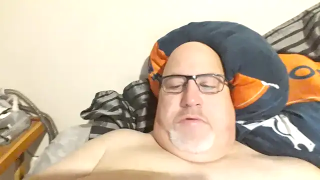 Bigbear0563 online show from 02-08-25, 03:42