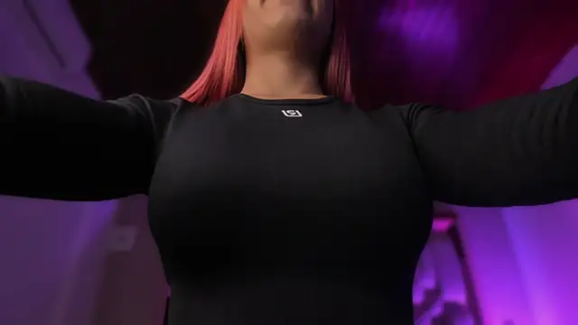 Emmily Savage online show from 04-10-26, 11:37