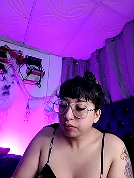 Piafisher1 online show from 09-23-25, 01:19