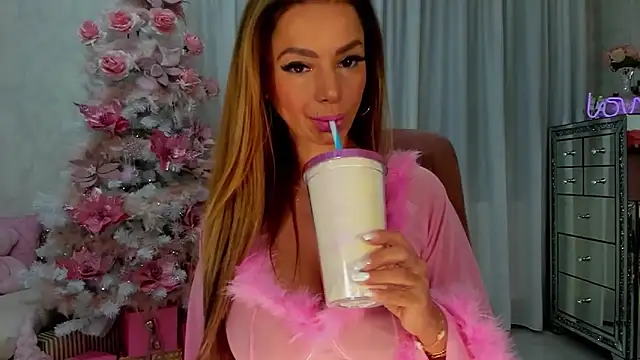 SeductiveButterfly online show from 12-06-24, 12:23