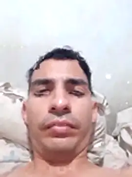 Snapshot of manuel202332 chatting on 12-26-24, 01:29 manuel202332 online show from 12-26-24, 01:29