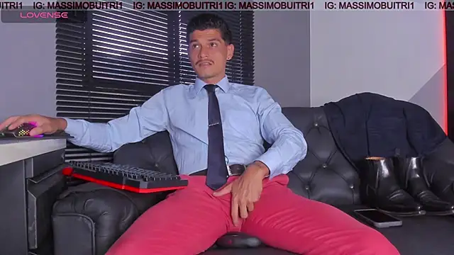 Snapshot of massimo_g chatting on 04-30-26, 10:58 massimo g online show from 04-30-26, 10:58