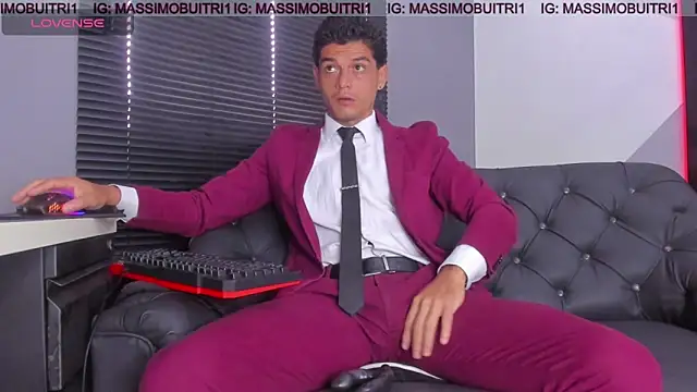 Snapshot of massimo_g chatting on 05-11-26, 01:50 massimo g online show from 05-11-26, 01:50