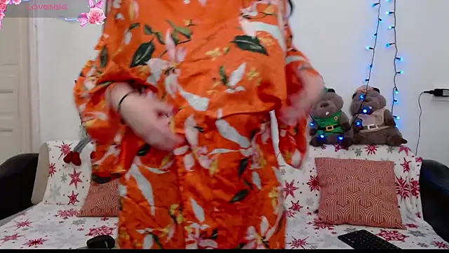 ElenaRose90 online show from 12-19-25, 08:49