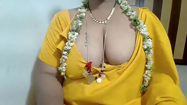 Snapshot of archanatelugu9 chatting on 07-22-26, 04:21 archanatelugu9 online show from 07-22-26, 04:21