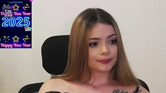 Snapshot of Kailynn_Moenn chatting on 01-02-25, 08:57 Kailynn Moenn online show from 01-02-25, 08:57