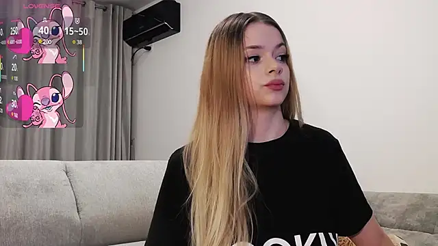 Snapshot of Kailynn_Moenn chatting on 03-13-25, 09:59 Kailynn Moenn online show from 03-13-25, 09:59