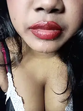 Hotlisa online show from 05-30-26, 05:21