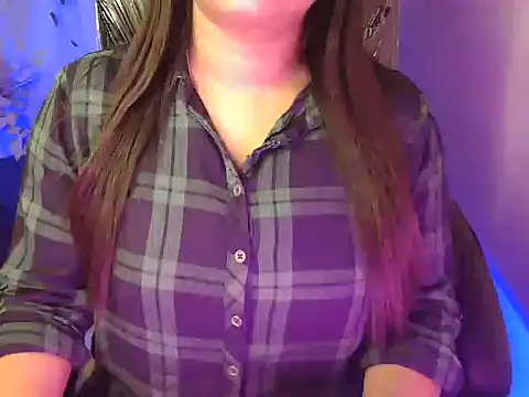 shivi moto online show from 11-22-25, 04:55