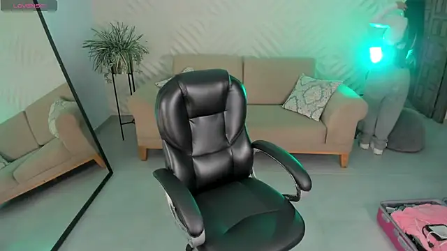 MileyCruz  online show from 02-19-26, 09:55