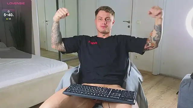 more  than  love online show from 11-28-25, 05:43