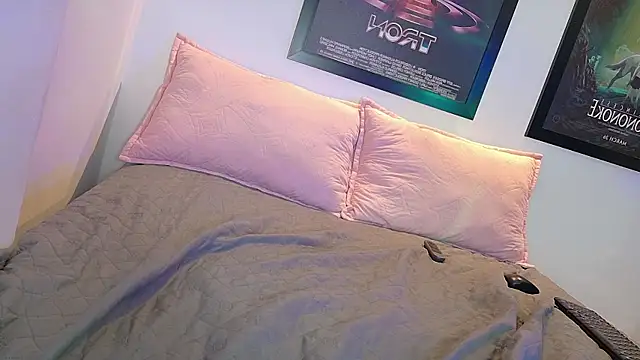 valkiria moore online show from 07-14-26, 02:05