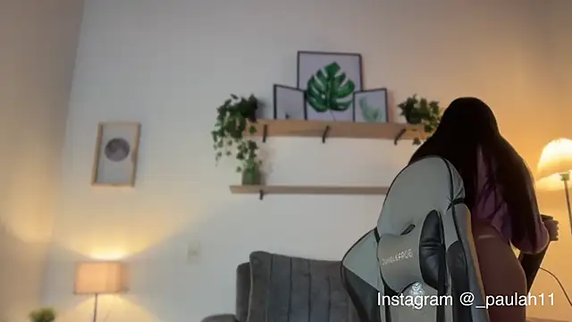 Paulah x online show from 11-13-25, 08:08