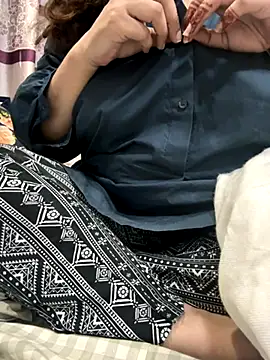 Sexybomb33 online show from 12-02-25, 02:01