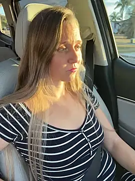 SkyelarSommer online show from 02-04-26, 10:36