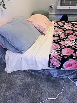 DominiqueX0 online show from 03-21-25, 04:49