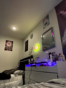 DominiqueX0 online show from 09-12-25, 03:06