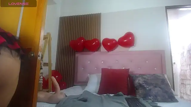 victoria  milf  online show from 02-19-25, 07:59