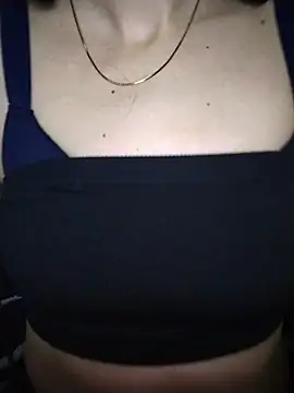 LissaThompsom online show from 04-08-26, 03:56