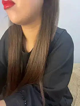 Snapshot of Mayacrayzi chatting on 01-06-25, 12:13 Mayacrayzi online show from 01-06-25, 12:13