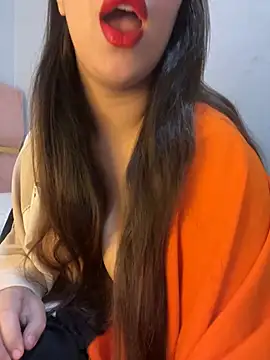 Snapshot of Mayacrayzi chatting on 02-04-25, 09:17 Mayacrayzi online show from 02-04-25, 09:17