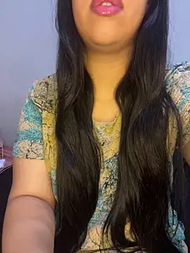 Snapshot of Mayacrayzi chatting on 09-25-25, 08:40 Mayacrayzi online show from 09-25-25, 08:40