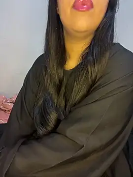 Snapshot of Mayacrayzi chatting on 09-26-25, 10:30 Mayacrayzi online show from 09-26-25, 10:30