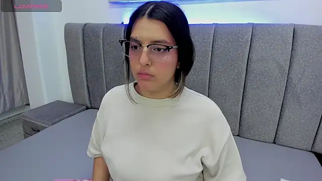 samantha stan online show from 04-13-26, 08:14