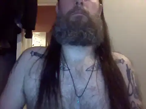 Snapshot of Thrillhouse chatting on 02-12-25, 09:22 Thrillhouse online show from 02-12-25, 09:22