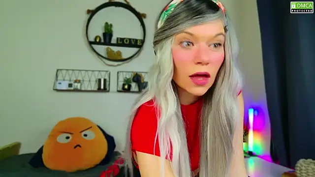 Snapshot of Kittychatte chatting on 12-11-24, 08:28 Kittychatte online show from 12-11-24, 08:28