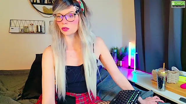 Snapshot of Kittychatte chatting on 03-01-25, 07:30 Kittychatte online show from 03-01-25, 07:30