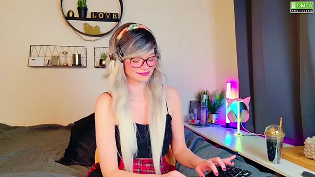 Snapshot of Kittychatte chatting on 03-03-25, 08:54 Kittychatte online show from 03-03-25, 08:54