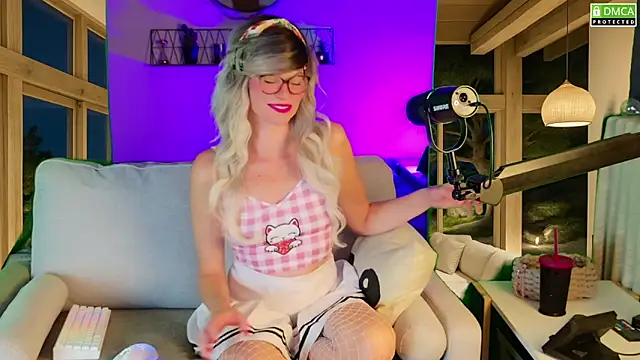 Snapshot of Kittychatte chatting on 09-08-25, 07:46 Kittychatte online show from 09-08-25, 07:46