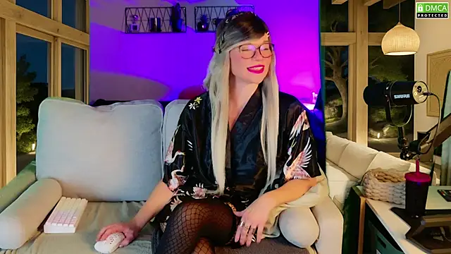 Snapshot of Kittychatte chatting on 10-09-25, 07:34 Kittychatte online show from 10-09-25, 07:34