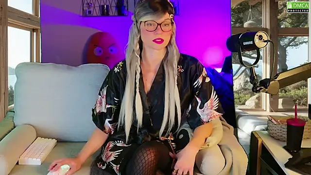 Snapshot of Kittychatte chatting on 10-12-25, 09:41 Kittychatte online show from 10-12-25, 09:41