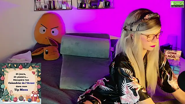 Kittychatte online show from 11-30-25, 11:03