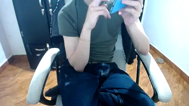 Snapshot of SexAegons chatting on 02-17-25, 07:04 SexAegons online show from 02-17-25, 07:04