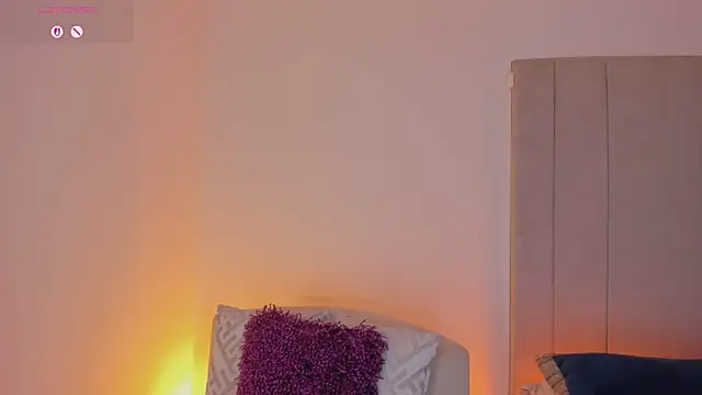 Snapshot of luisah_ chatting on 07-02-26, 07:09 luisah online show from 07-02-26, 07:09