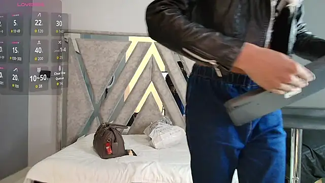 StefanyMiler online show from 10-13-25, 08:20