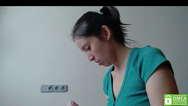 Sophi Cute online show from 09-09-25, 12:37