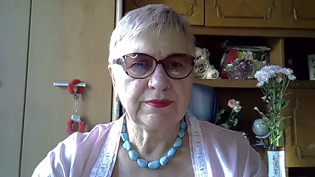 SweetCherry27 online show from 09-28-25, 05:35