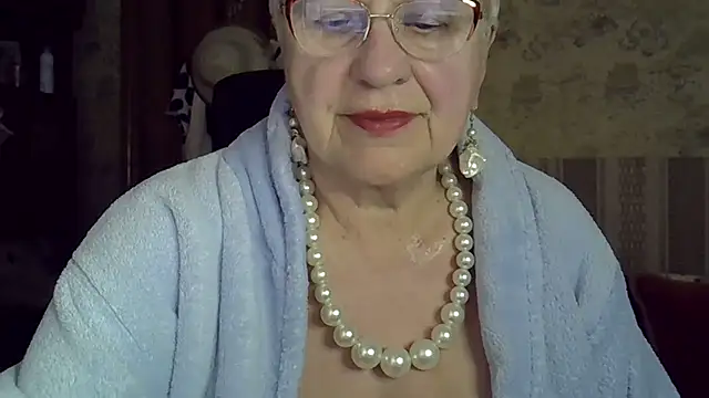 Snapshot of SweetCherry27 chatting on 06-02-26, 05:04 SweetCherry27 online show from 06-02-26, 05:04
