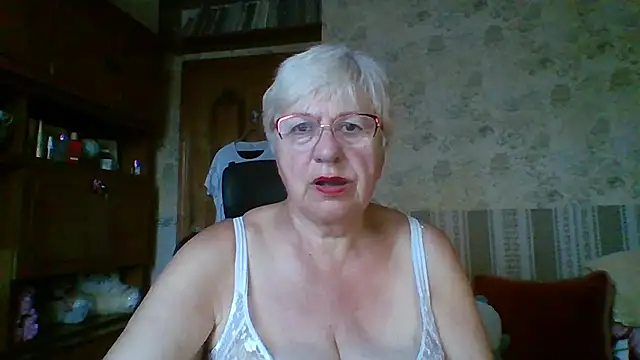 Snapshot of SweetCherry27 chatting on 07-08-26, 04:06 SweetCherry27 online show from 07-08-26, 04:06